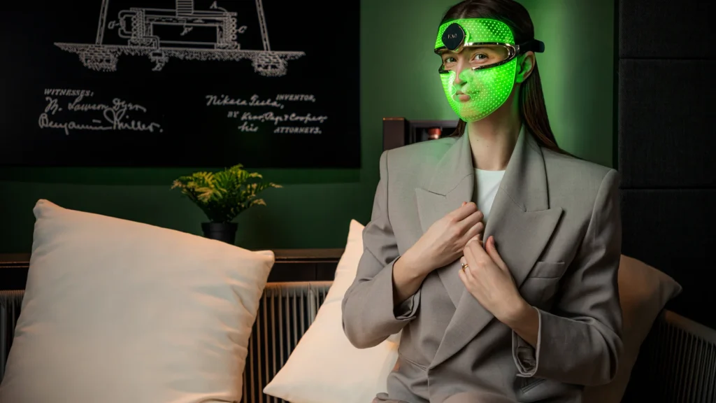 FOREO FAQ Swiss yeşil LED ışık teknolojili maske serisi