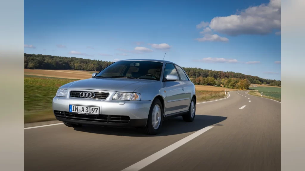 Audi A3 modelinin 30 yıllık geçmişini yansıtan gövde tasarımı