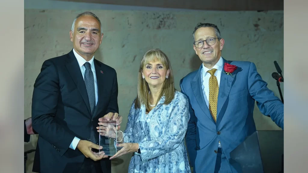 Kültür ve Turizm Bakanı Mehmet Nuri Ersoy WTTC ödül töreninde