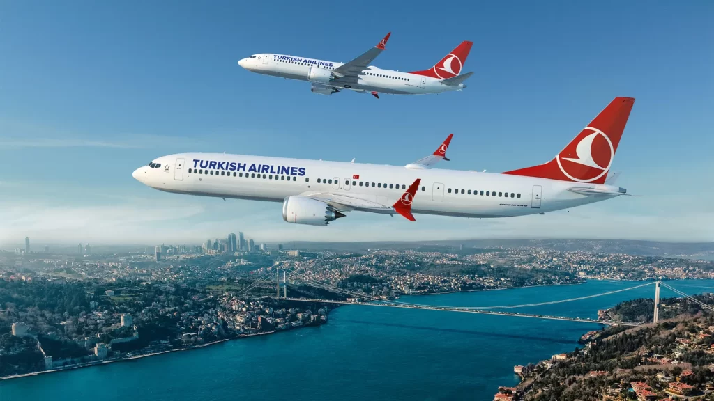 Türk Hava Yolları ve Boeing yetkililerinin katıldığı uçak siparişi imza töreni