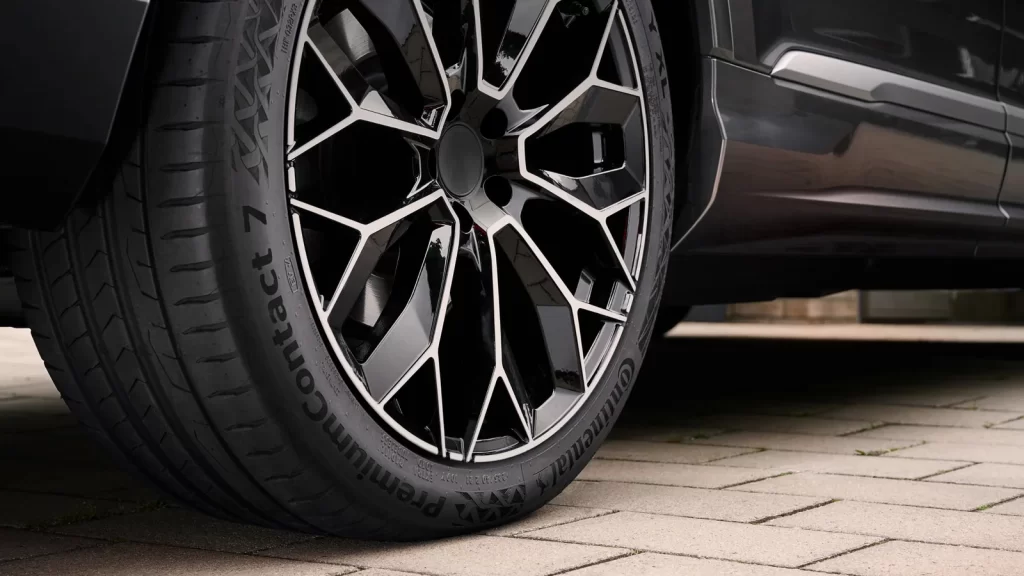 Continental marka lastik teknolojilerinin sergilendiği etkinlik alanı
