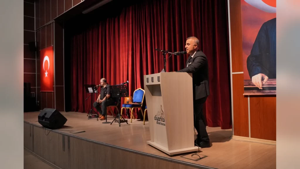 Diyarbakır Kültür Yolu Festivali şiir dinletisi