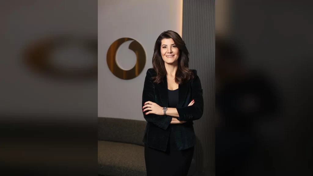 Vodafone Business Bulut Santral altyapısına geçiş yapan bir kurumun dijital iletişim operasyon merkezi.
