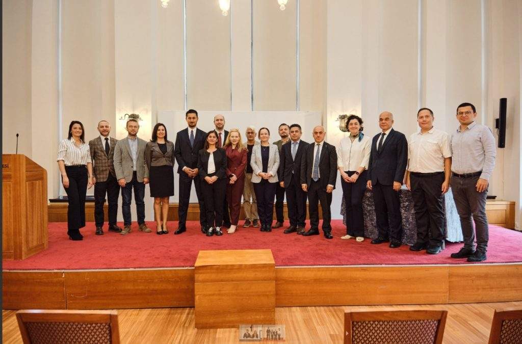KKB ve Koç Üniversitesi KUIS AI ekipleri federe öğrenme iş birliği töreninde