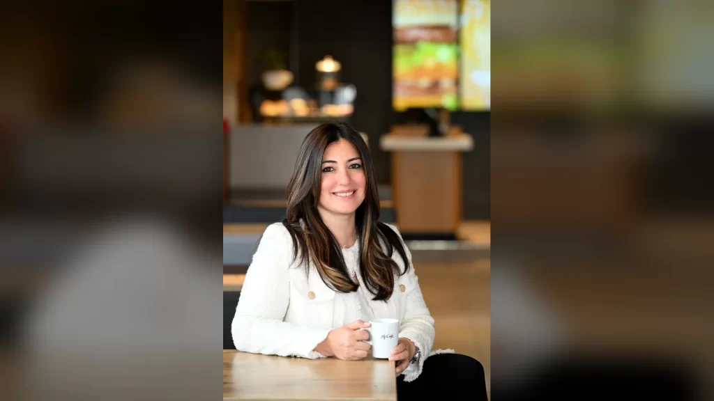 McDonald’s Türkiye restoranında gerçekleştirilen doğum günü kutlaması ve parti seti